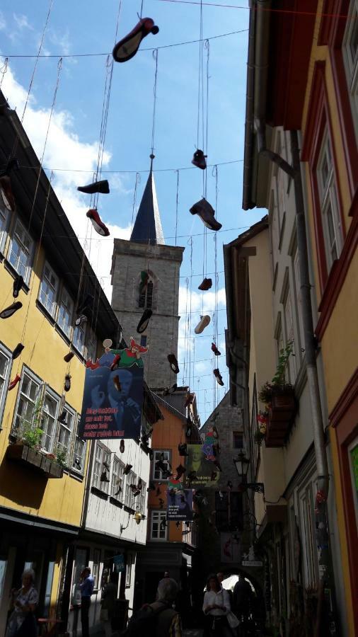 Zum Kleinen Riesen Apartamento Erfurt Exterior foto